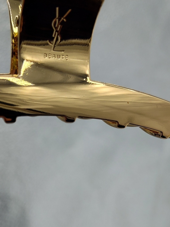 YSL Beauté Gold Hair Claw Clip Oversized Luxe Minimalist Beauty VIP Gift NIB NWT